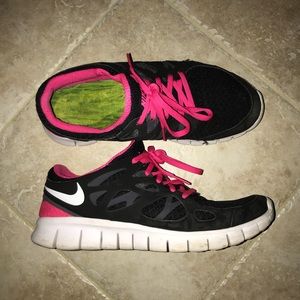 Nike free runs